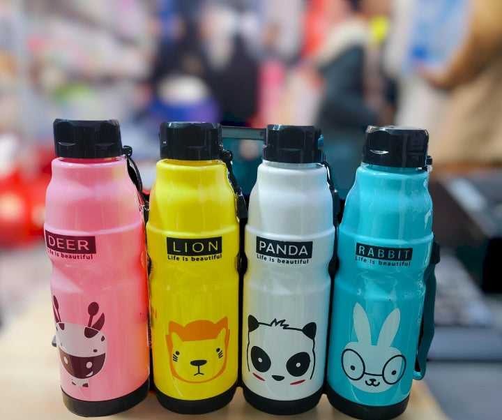 Commando Water Bottle 650 Ml Random Color